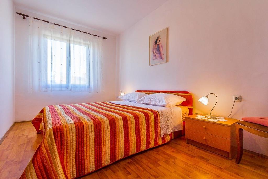Apartments Milka Medulin Exterior photo
